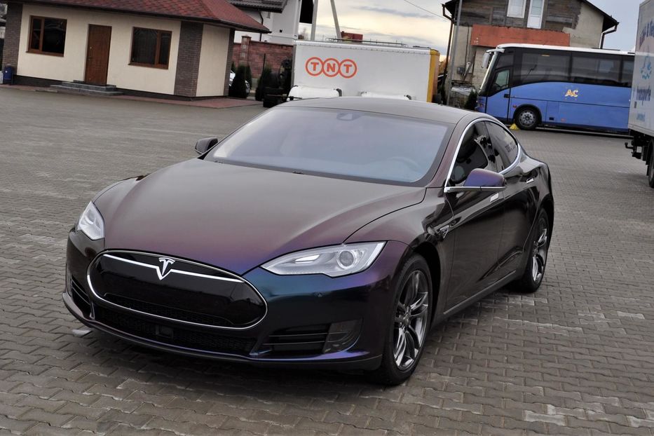 Продам Tesla Model S 60D 2015 года в г. Белая криница, Ровенская область