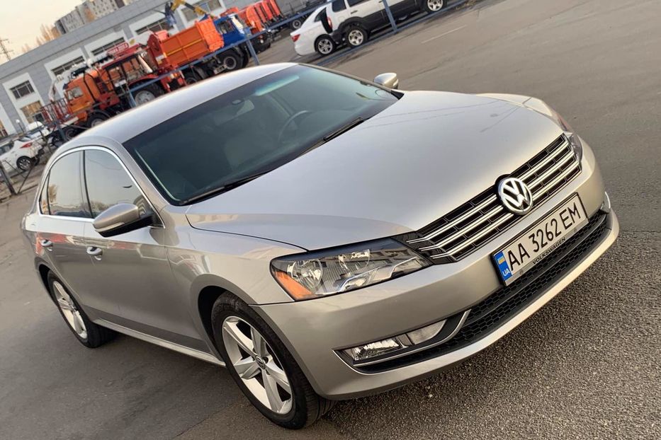 Продам Volkswagen Passat B7 2013 года в Киеве