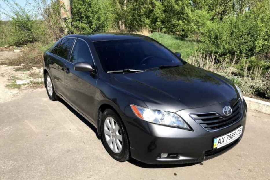 Продам Toyota Camry 2008 года в Харькове