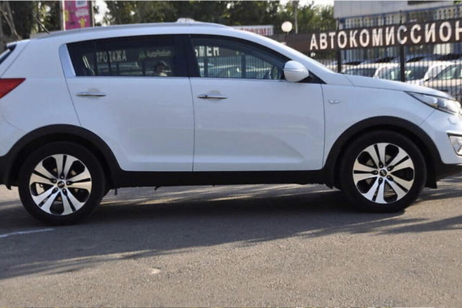 Продам Kia Sportage 2.0 TDI AWD 2012 года в Николаеве