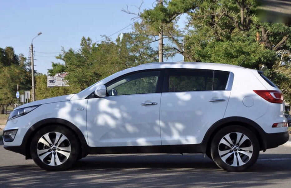 Продам Kia Sportage 2.0 TDI AWD 2012 года в Николаеве