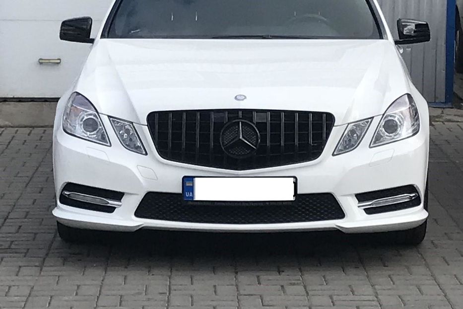 Продам Mercedes-Benz E-Class E 350 AMG пакет 2012 года в Черновцах