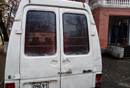 Продам Renault Trafic груз. Микроавтобус 1991 года в Николаеве