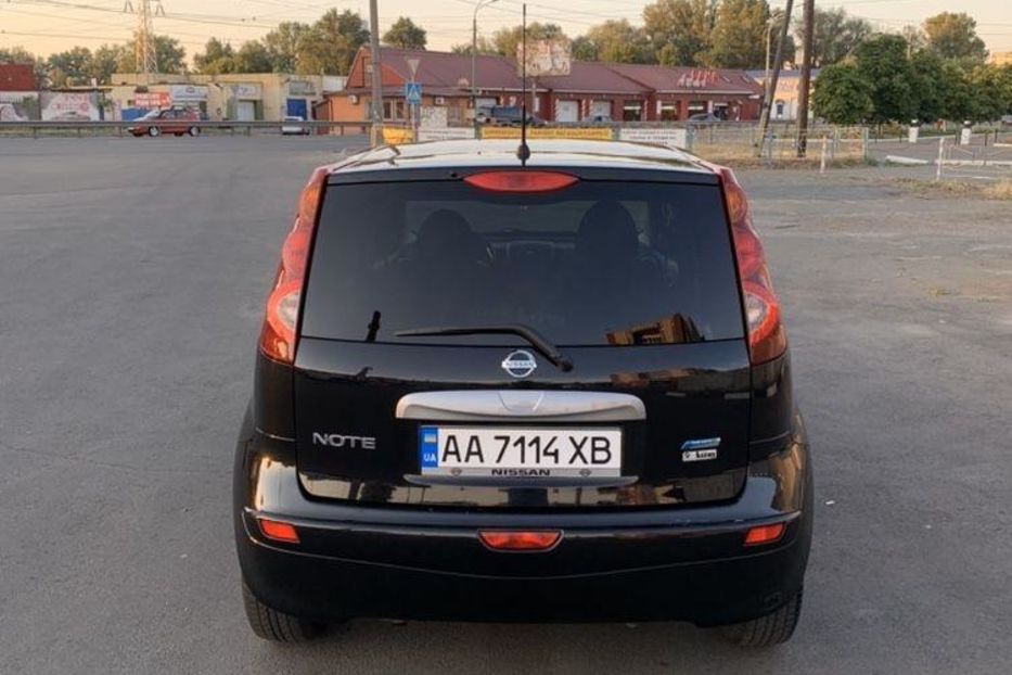 Продам Nissan Note 2011 года в Киеве