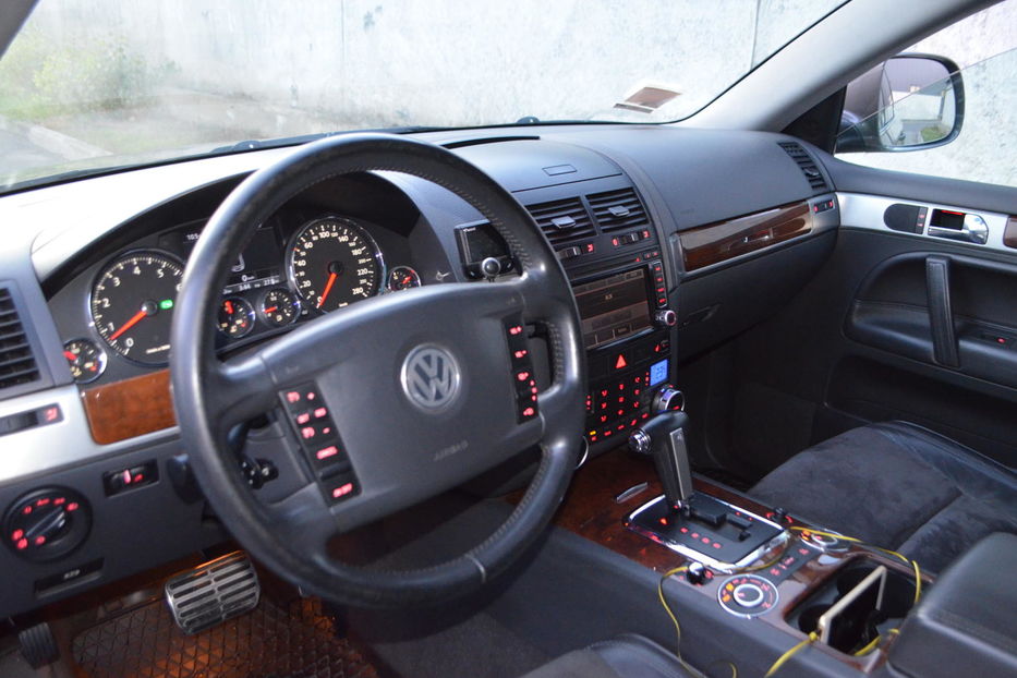 Продам Volkswagen Touareg 2008 года в Киеве