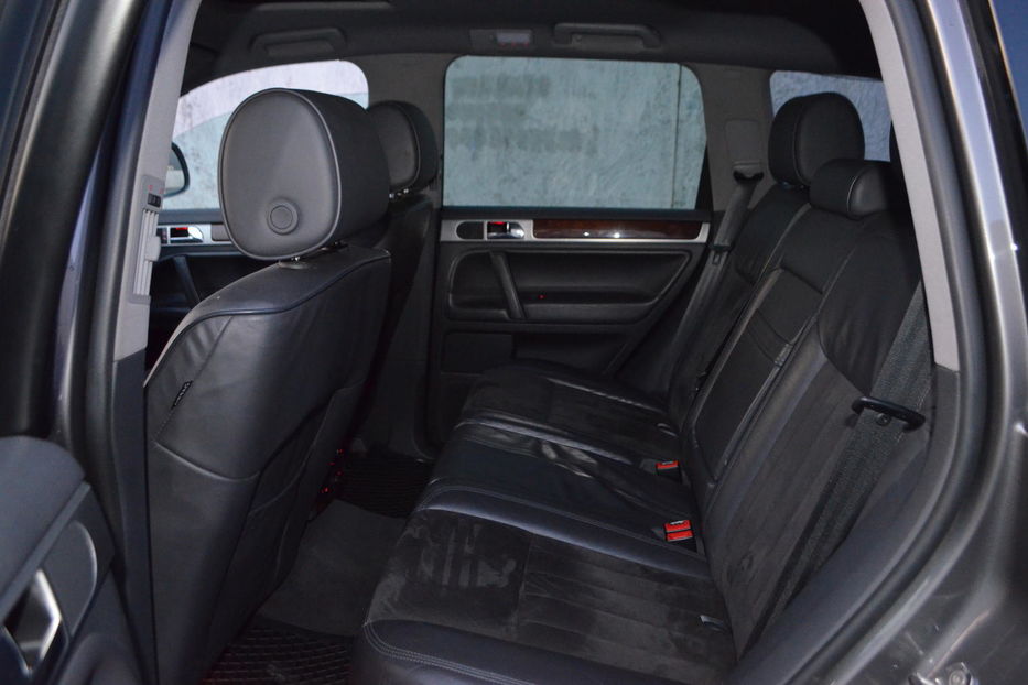 Продам Volkswagen Touareg 2008 года в Киеве