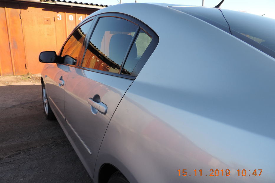 Продам Mazda 3 Седан 2004 года в Харькове