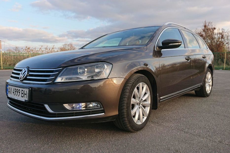 Продам Volkswagen Passat B7 2012 года в Харькове