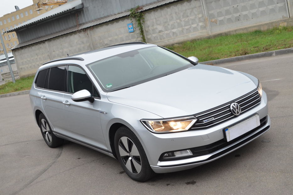 Продам Volkswagen Passat B8 2016 года в Киеве