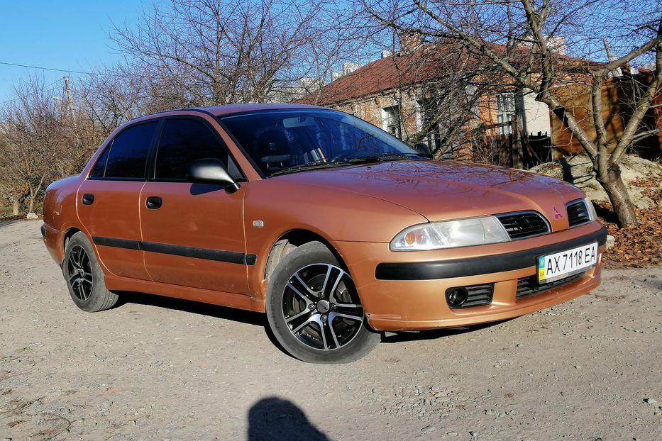 Продам Mitsubishi Carisma в Харькове 2001 года выпуска за