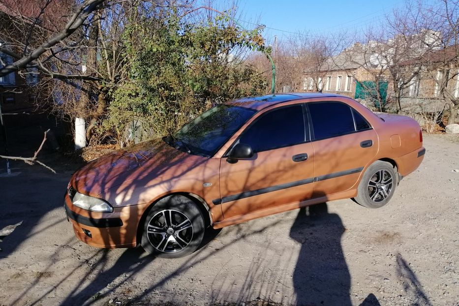 Продам Mitsubishi Carisma 2001 года в Харькове