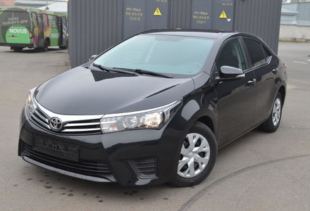 Продам Toyota Corolla 2016 года в Киеве