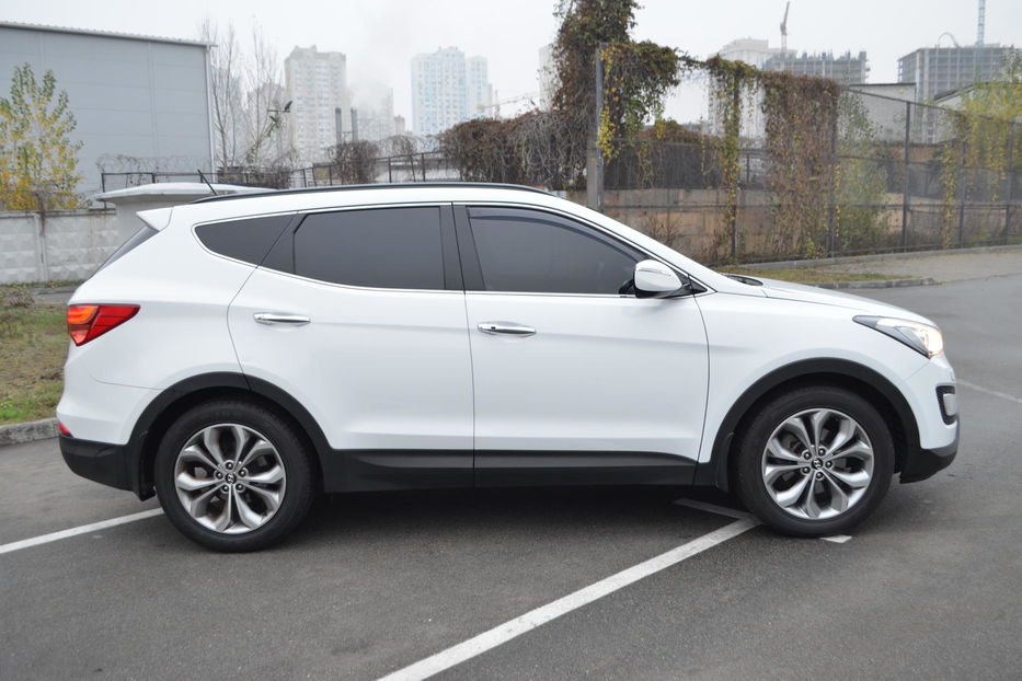 Продам Hyundai Santa FE 2012 года в Киеве