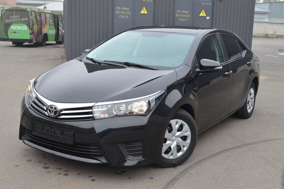 Продам Toyota Corolla 2016 года в Киеве