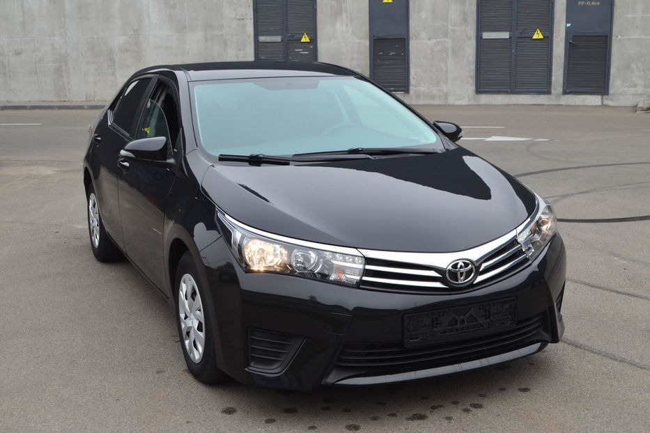 Продам Toyota Corolla 2016 года в Киеве