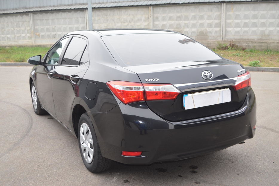 Продам Toyota Corolla 2016 года в Киеве