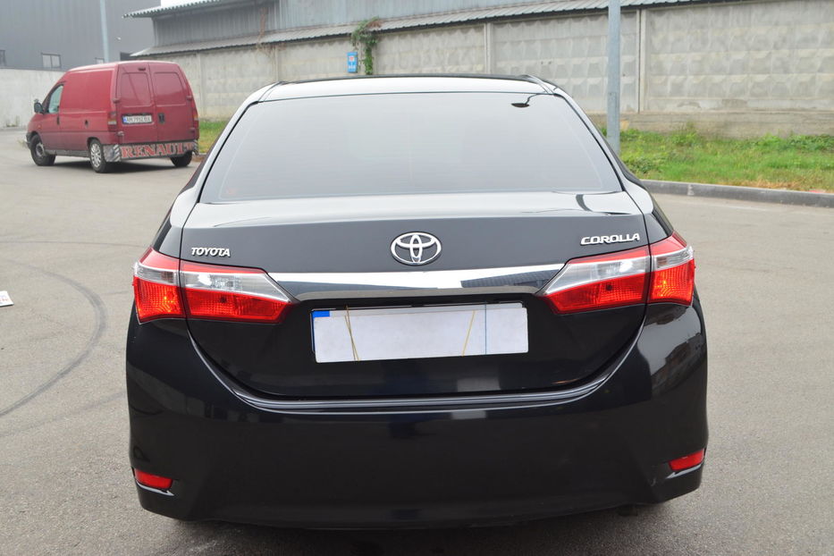 Продам Toyota Corolla 2016 года в Киеве