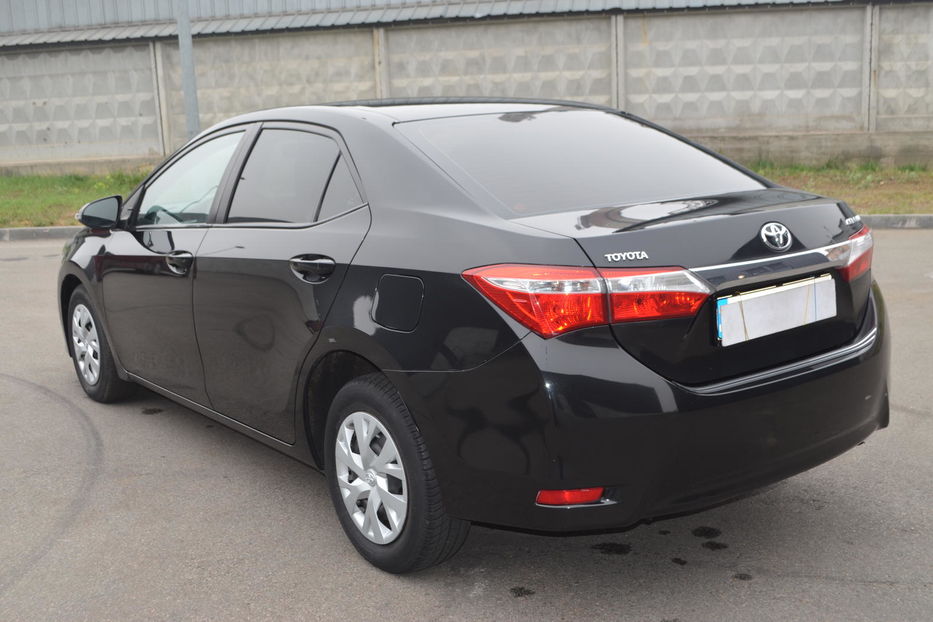 Продам Toyota Corolla 2016 года в Киеве