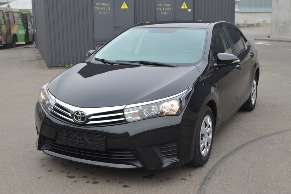 Продам Toyota Corolla 2016 года в Киеве