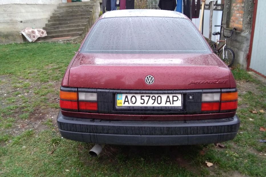 Продам Volkswagen Passat B3 Седан 1992 года в г. Виноградов, Закарпатская область