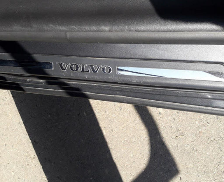 Продам Volvo V60 2011 года в Харькове