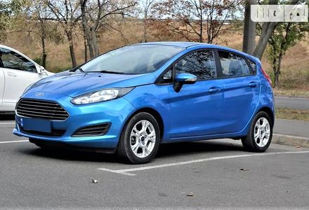 Продам Ford Fiesta 2015 года в Киеве