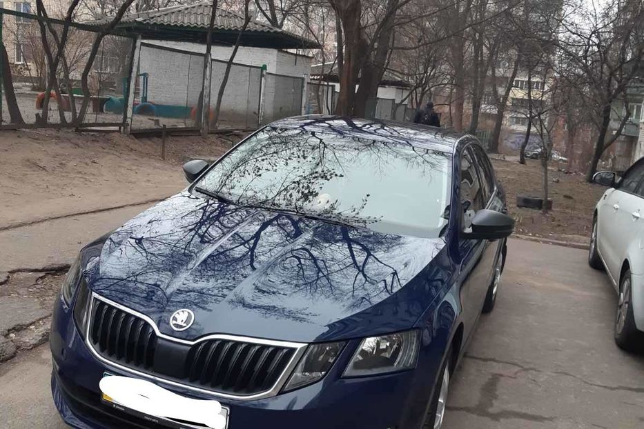 Продам Skoda Octavia 2017 года в Киеве