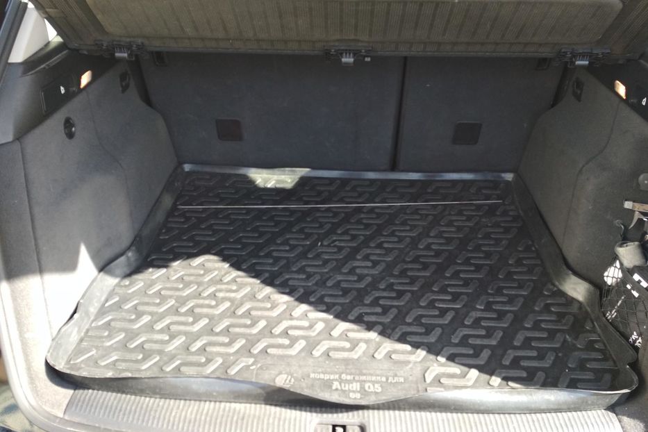 Продам Audi Q5 2010 года в Киеве
