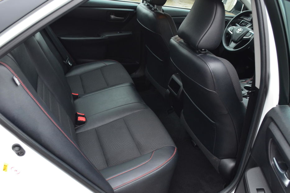 Продам Toyota Camry 2017 года в Киеве