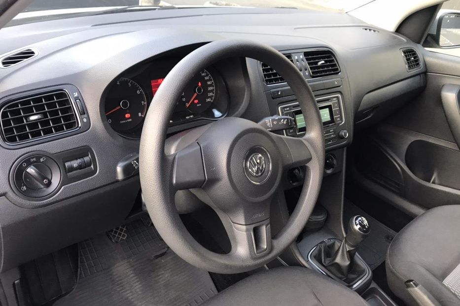 Продам Volkswagen Polo Comfort 2014 года в Киеве