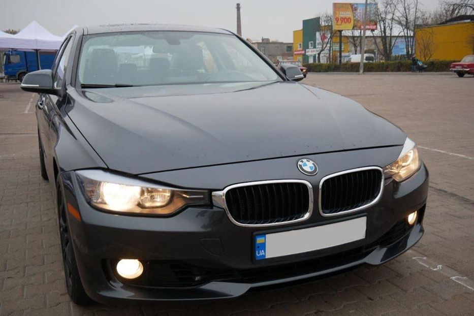 Продам BMW 320 f30 2013 года в Киеве