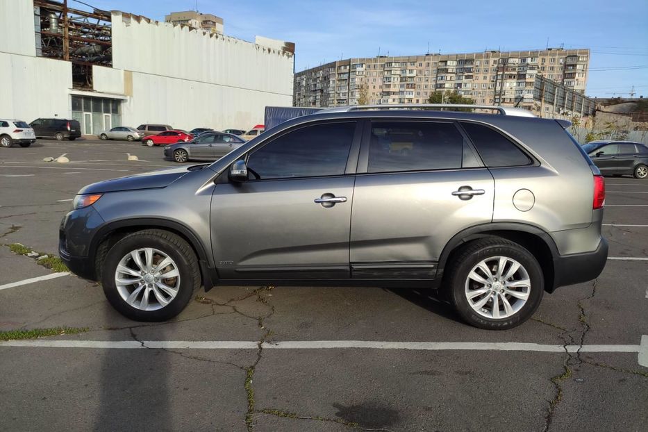 Продам Kia Sorento 2012 года в Одессе