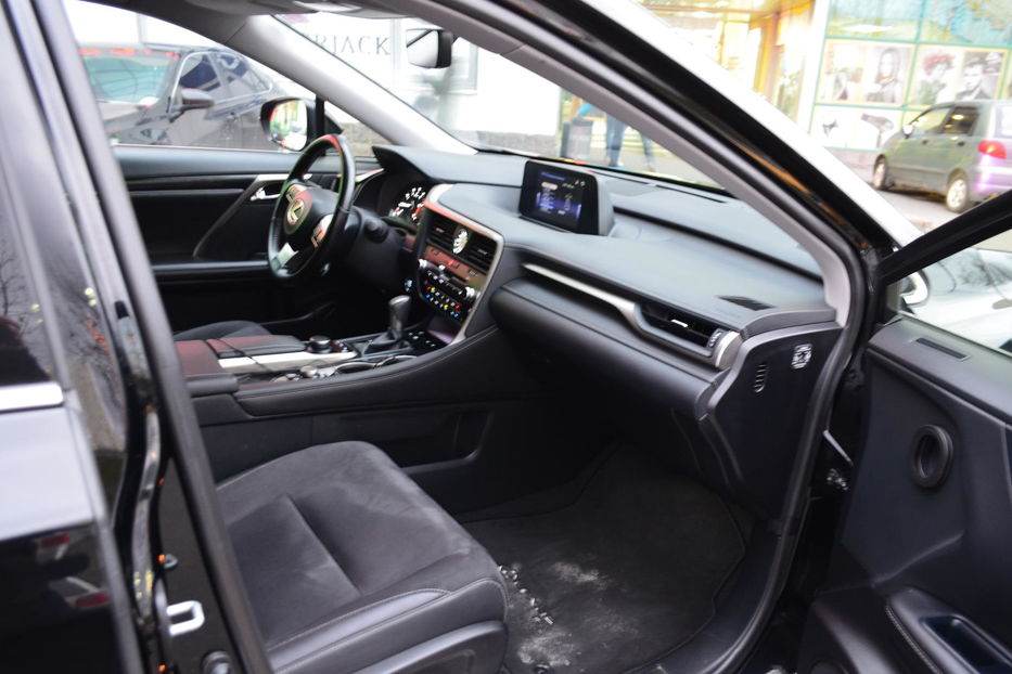 Продам Lexus RX 200 2017 года в Киеве