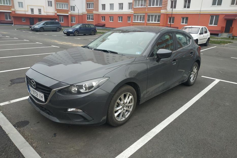 Продам Mazda 3 2016 года в Киеве