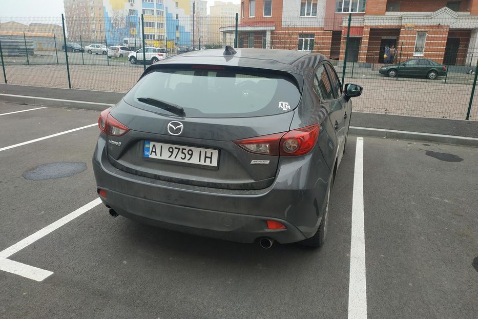 Продам Mazda 3 2016 года в Киеве