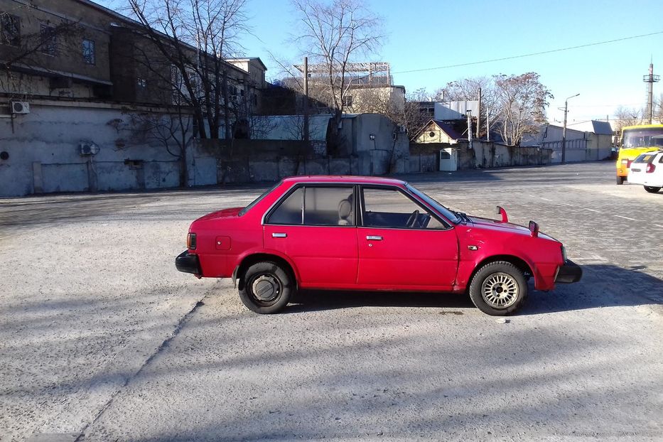 Продам Nissan Sunny В 11 1983 года в Одессе