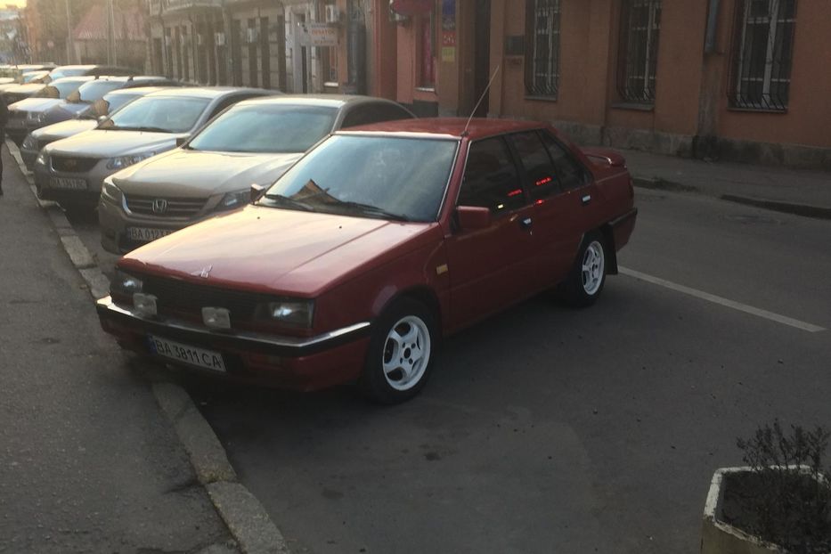 Продам Mitsubishi Lancer 1988 года в Кропивницком