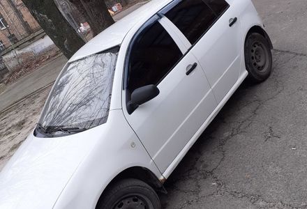 Продам Skoda Fabia 2003 года в Киеве