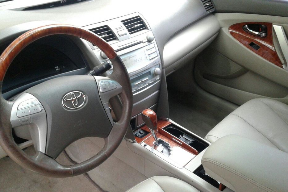 Продам Toyota Camry 2008 года в Днепре