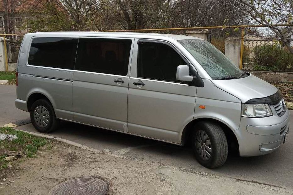 Продам Volkswagen T5 (Transporter) пасс. 2007 года в Одессе