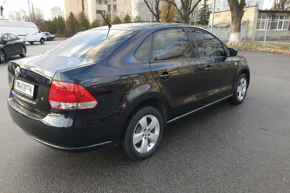 Продам Volkswagen Polo 2013 года в Киеве