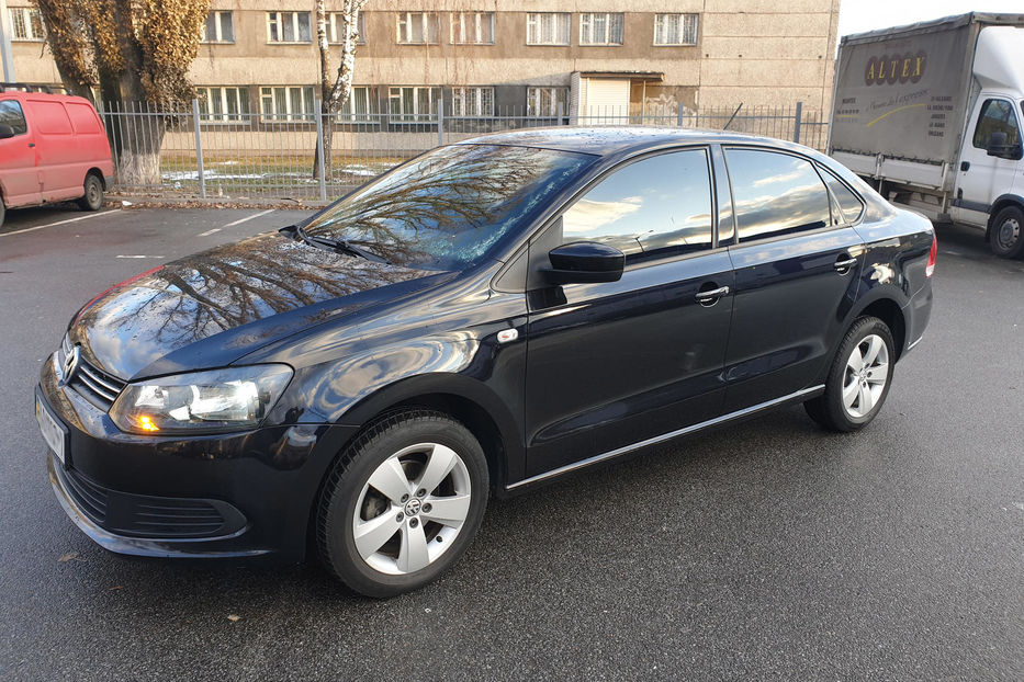 Продам Volkswagen Polo 2013 года в Киеве