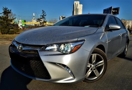 Продам Toyota Camry 2015 года в Киеве