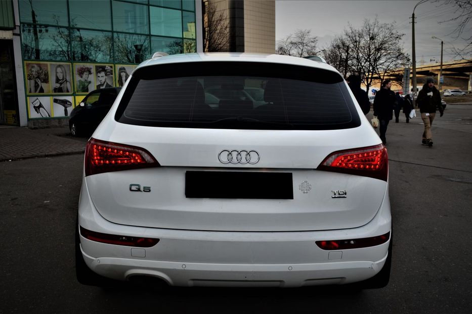 Продам Audi Q5 2012 года в Киеве