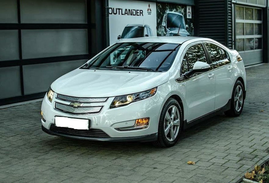 Продам Chevrolet Volt Premier 2015 года в Киеве