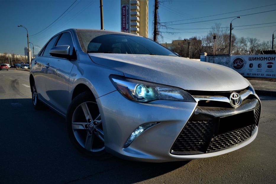 Продам Toyota Camry 2015 года в Киеве