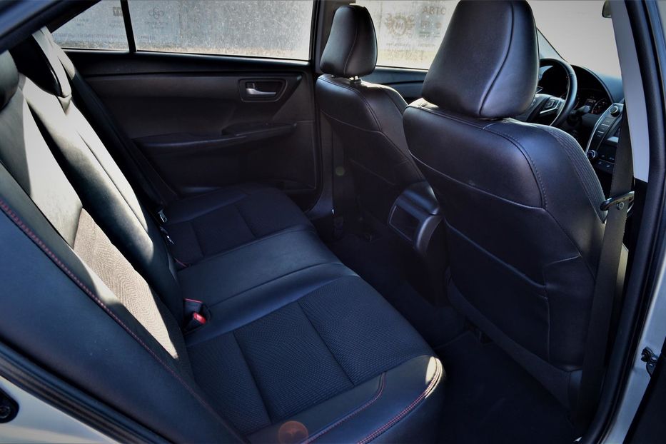 Продам Toyota Camry 2015 года в Киеве