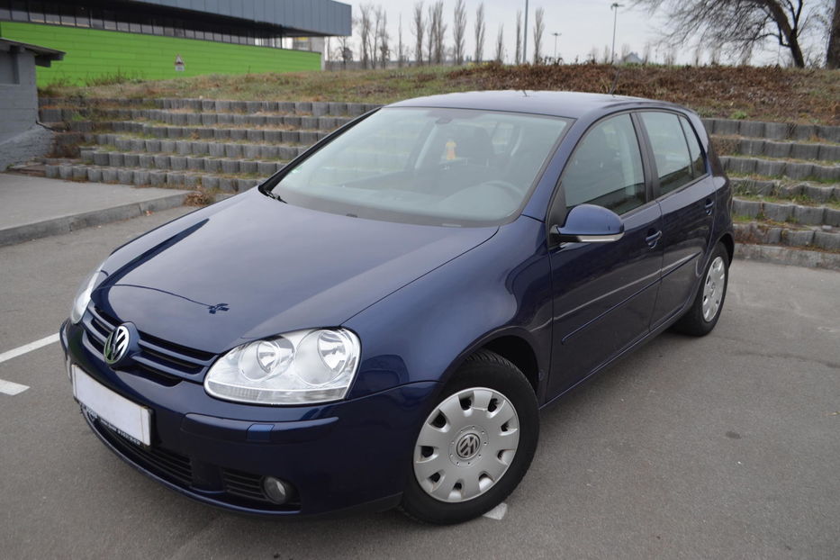 Продам Volkswagen Golf V 2006 года в Киеве