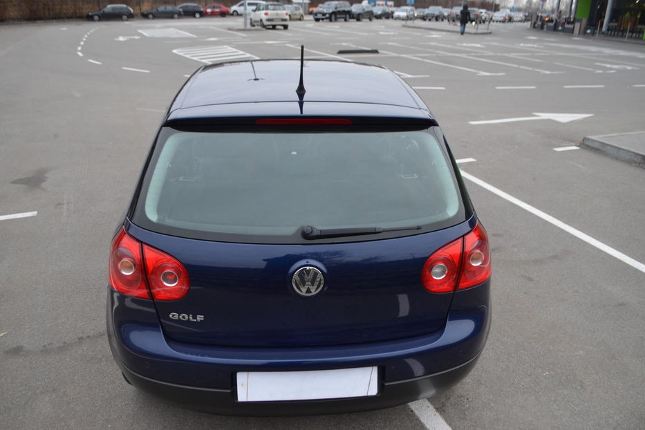 Продам Volkswagen Golf V 2006 года в Киеве