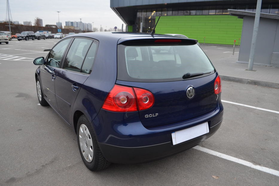 Продам Volkswagen Golf V 2006 года в Киеве